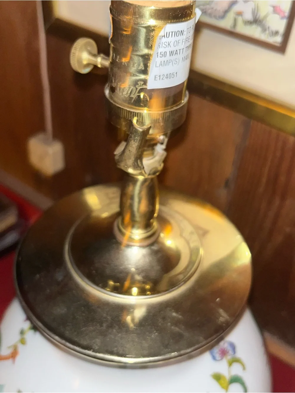 Vintage Chinese Export Tobacco Leaf Porcelain Table Lamp | 20
